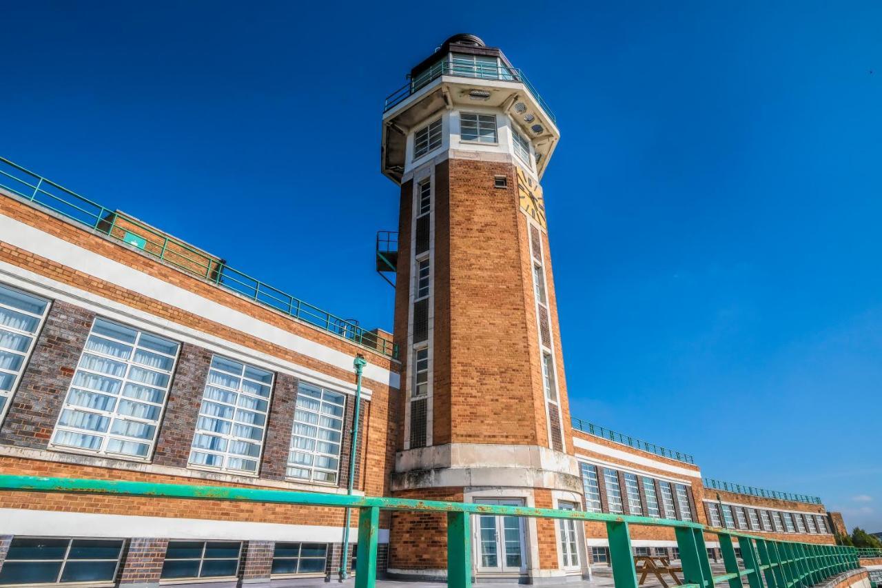 Crowne Plaza Liverpool - John Lennon Airport By Ihg Exterior photo