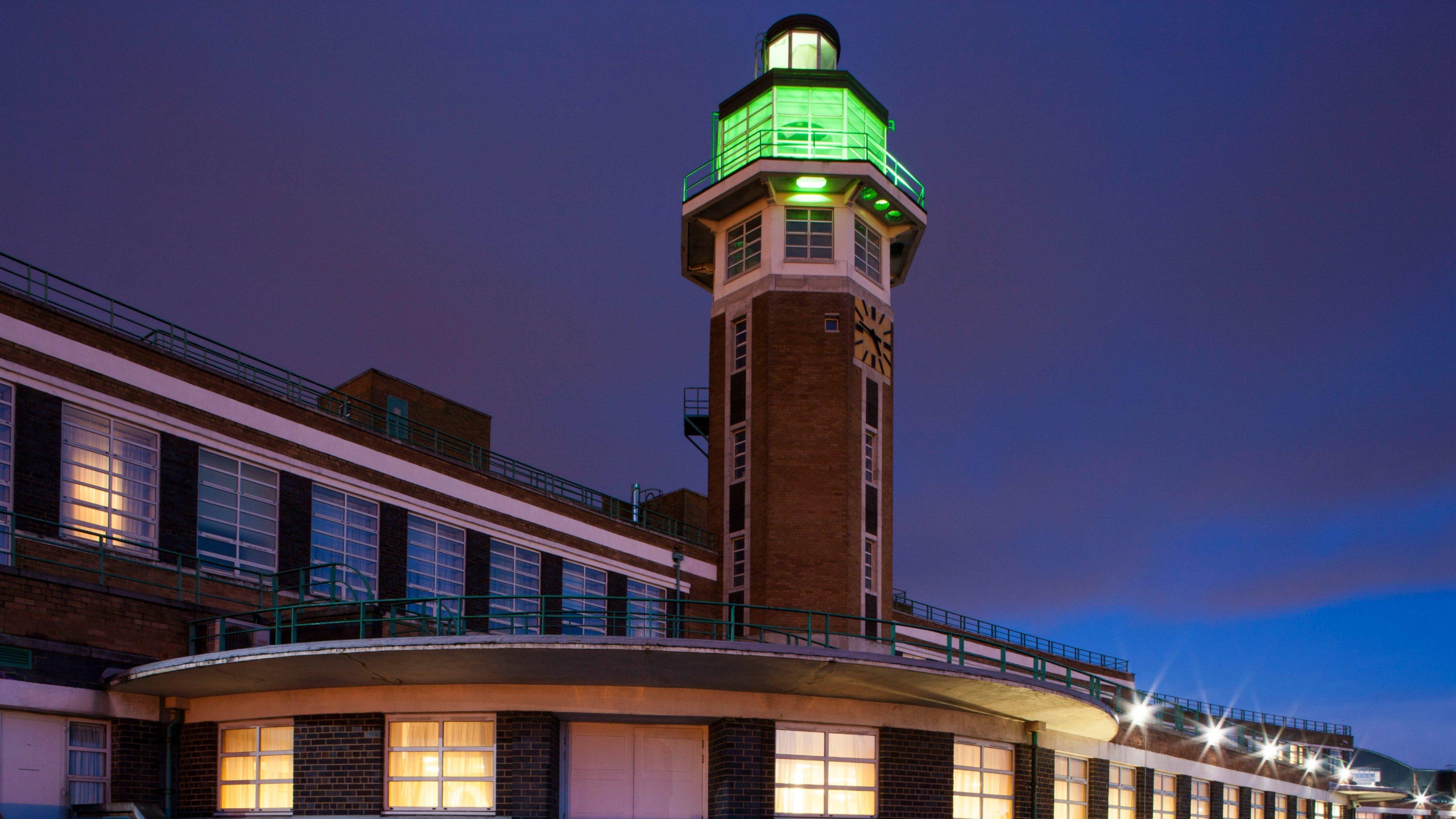 Crowne Plaza Liverpool - John Lennon Airport By Ihg Exterior photo